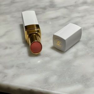 Chanel Rouge Coco Baume 928 - Pink Delight